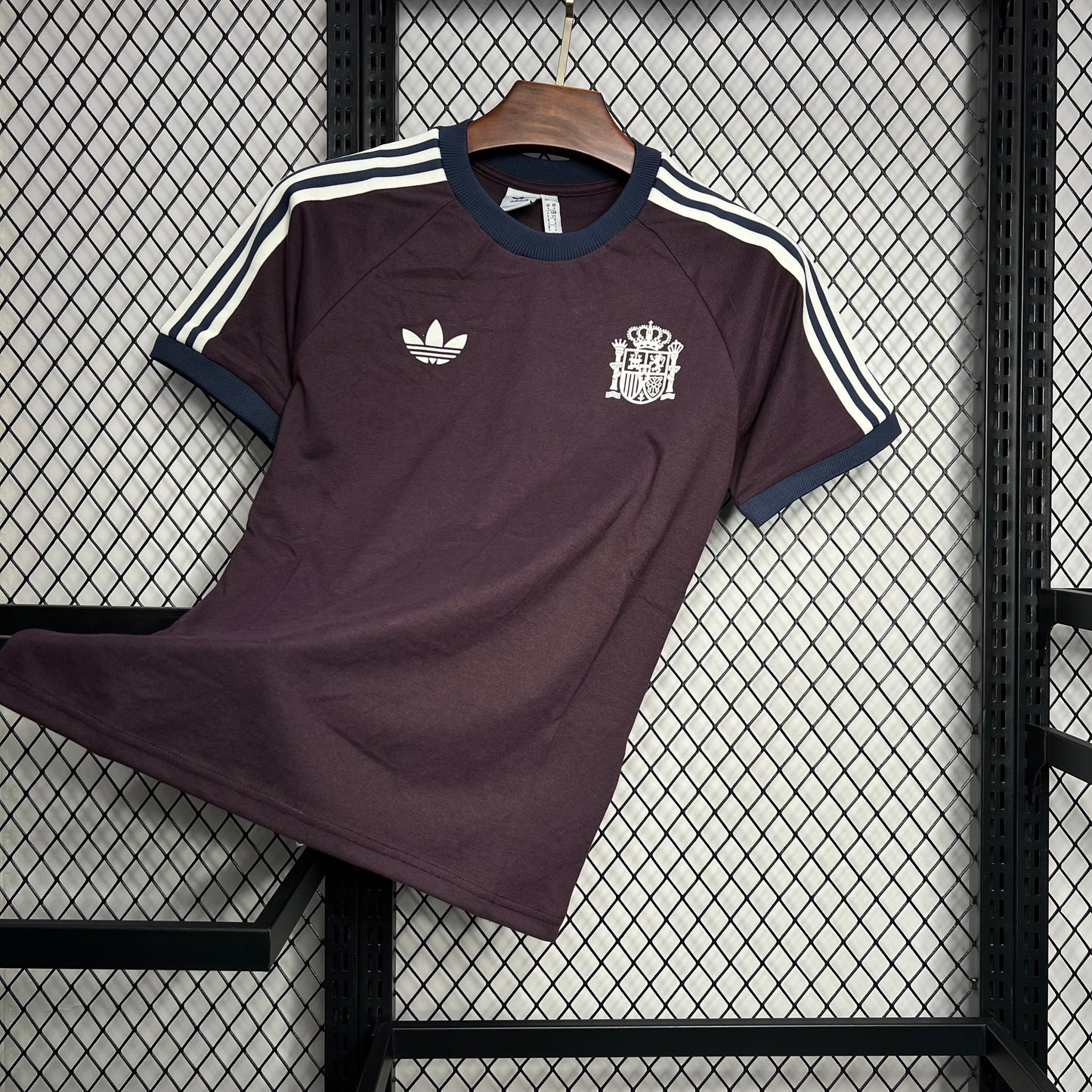 Camisola Spain 2024/2025 - Black Retro Style Euro