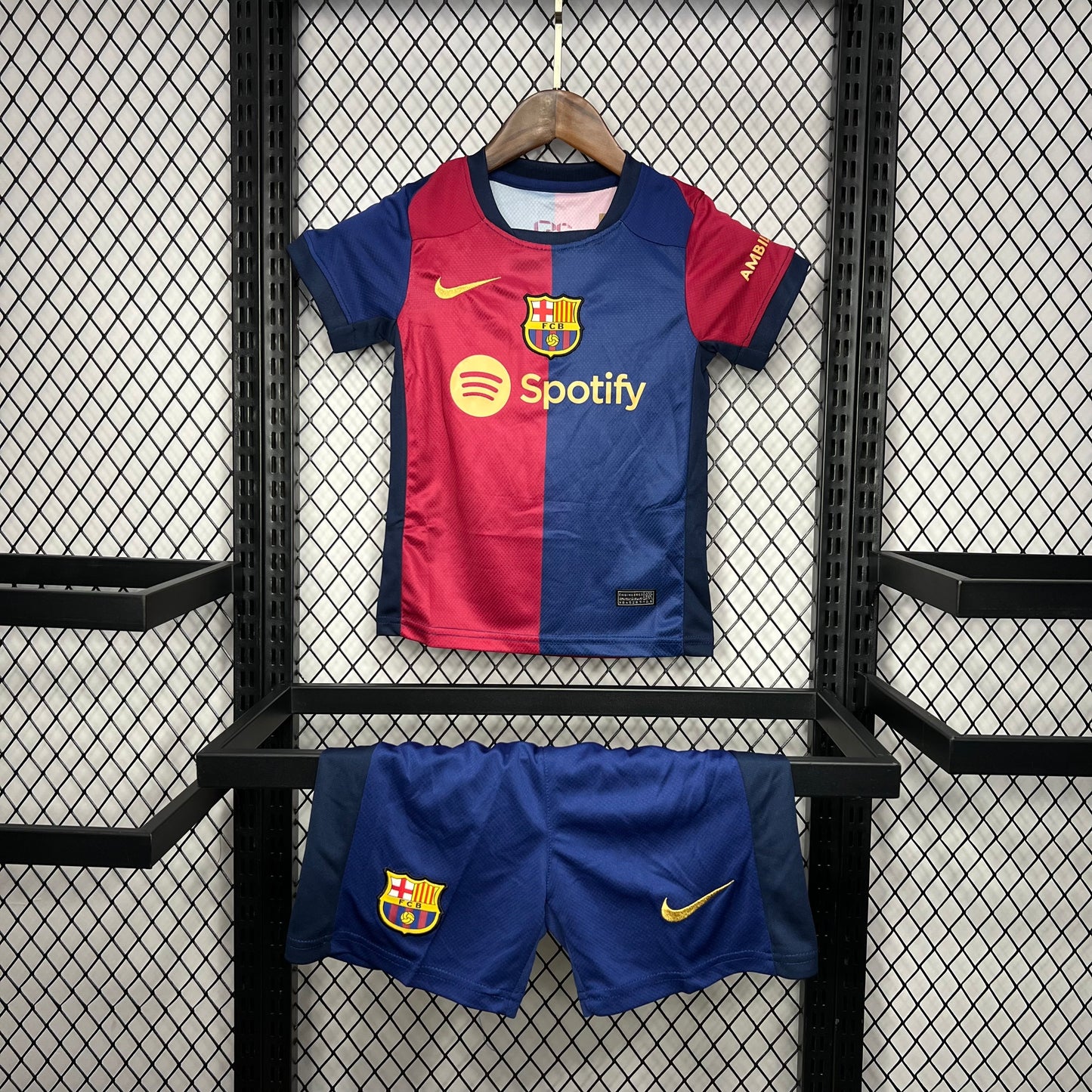 Conjunto Infantil Barcelona 2024/2025 - Principal