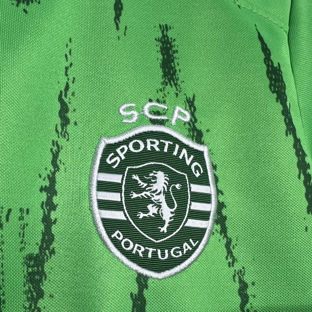 Conjunto Infantil Sporting CP 2024/2025 - 3.º Equipamento