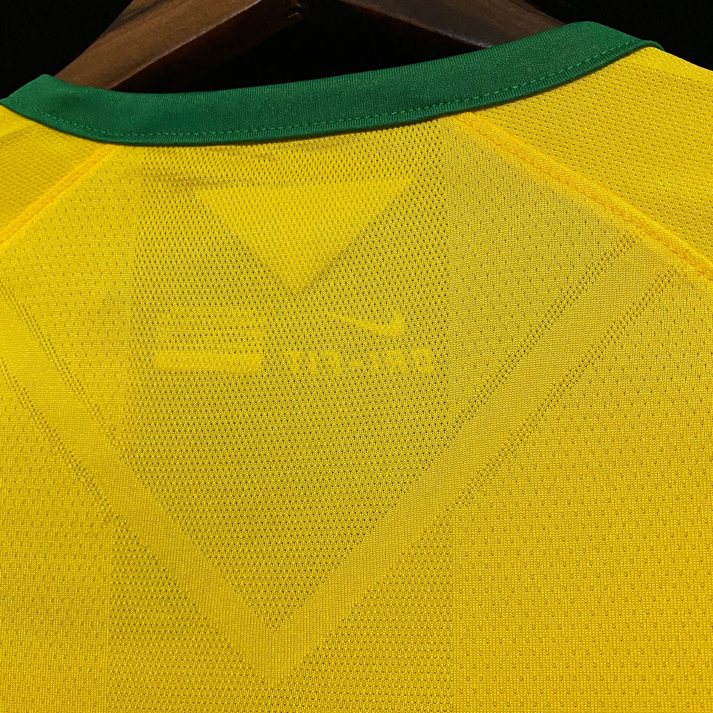 Camisola Nacional Retro Brazil 2014/2015 - Principal