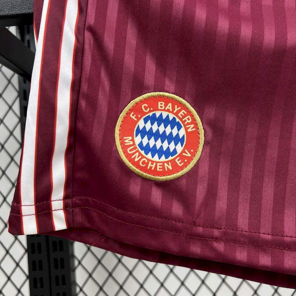 Conjunto Infantil Bayern Munich 2025/2026 - Terrace Icons Special Edition