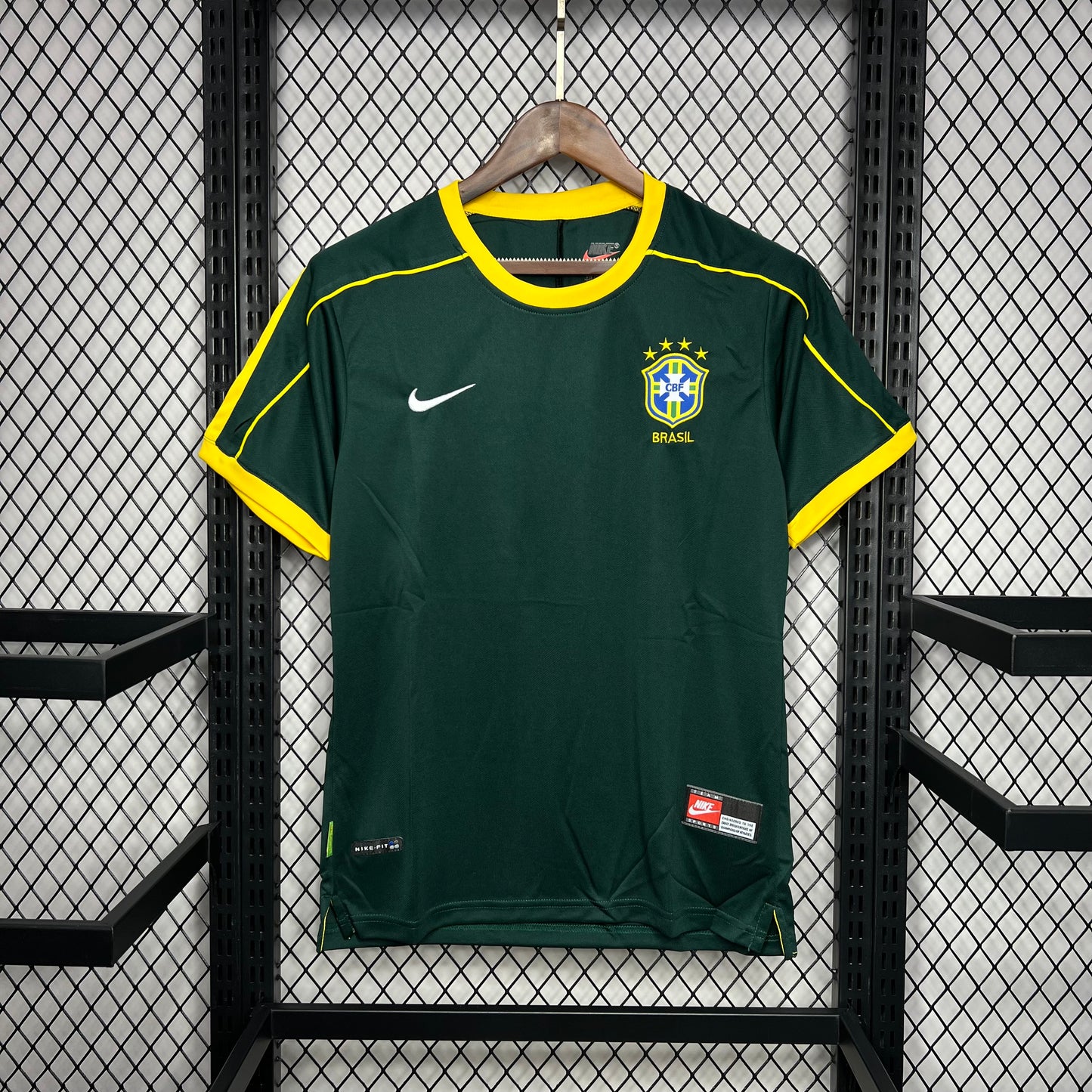 Camisola Nacional Retro Brazil 1998/1999 - Green Goalkeeper