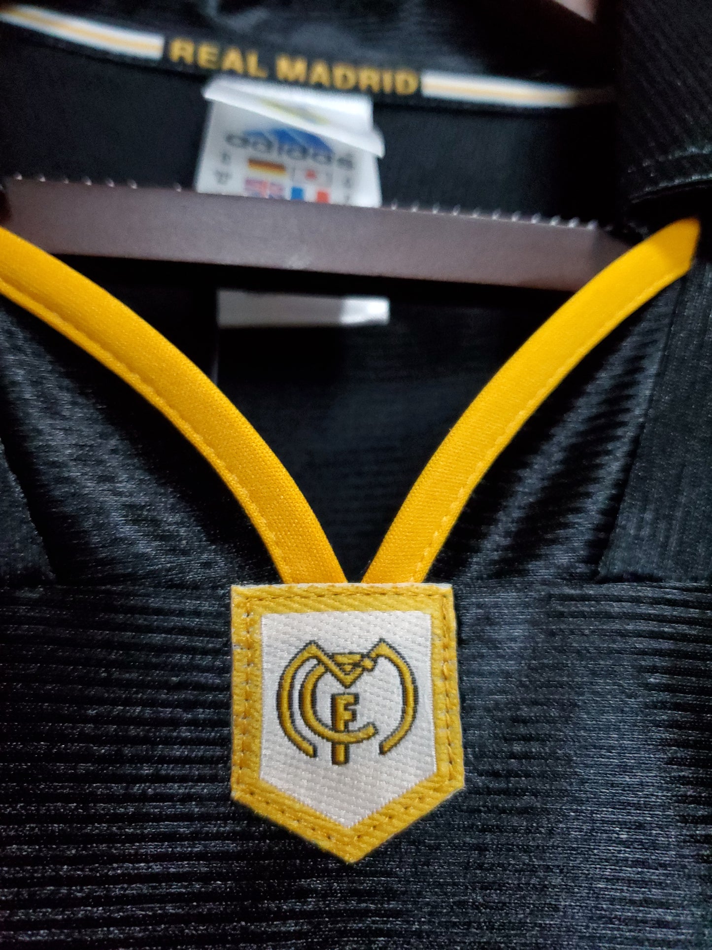 Camisola Retro Real Madrid 1998/1999 - Alternativo