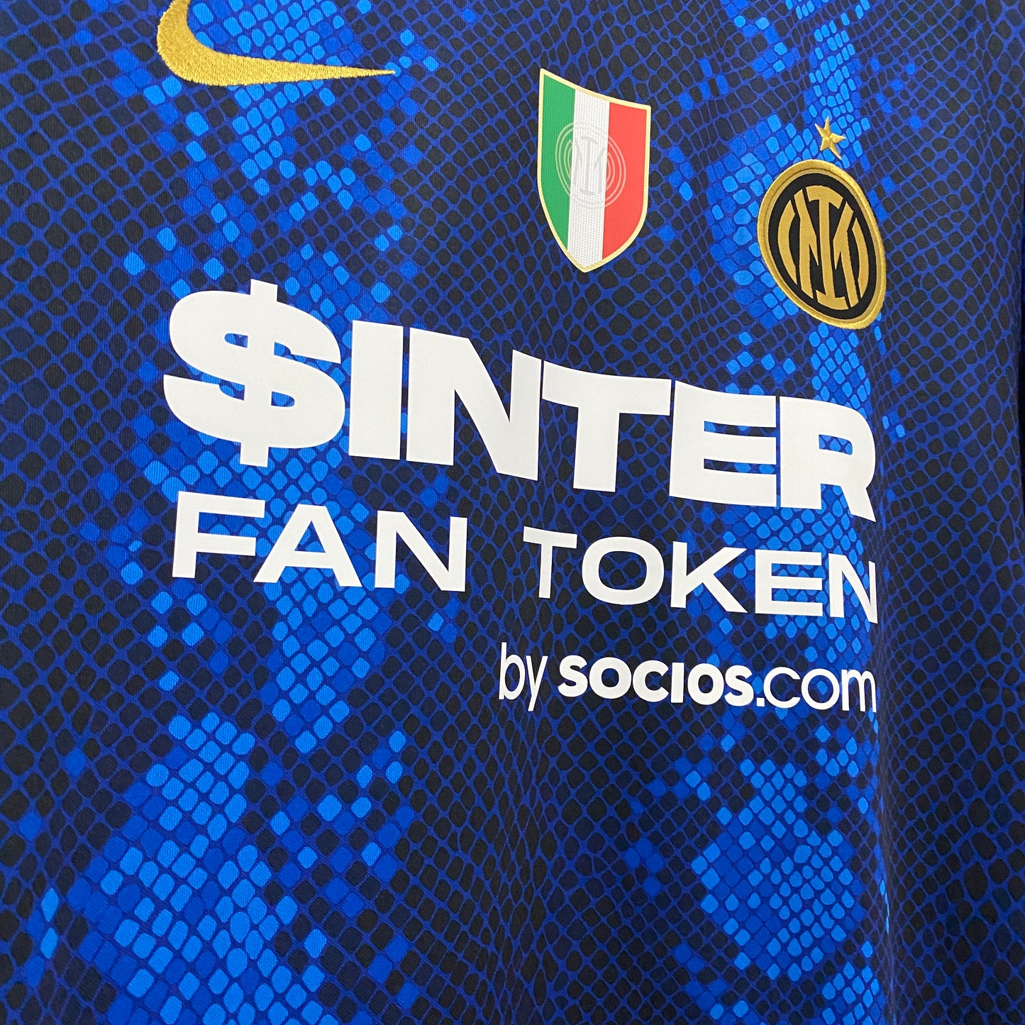 Camisola Retro Inter Milan 2021/2022 - Principal Champion