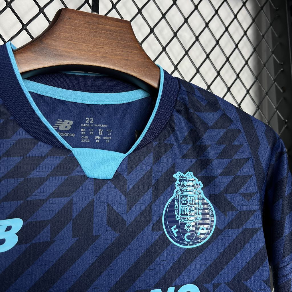 Conjunto Infantil FC Porto 2024/2025 - 3º Equipamento