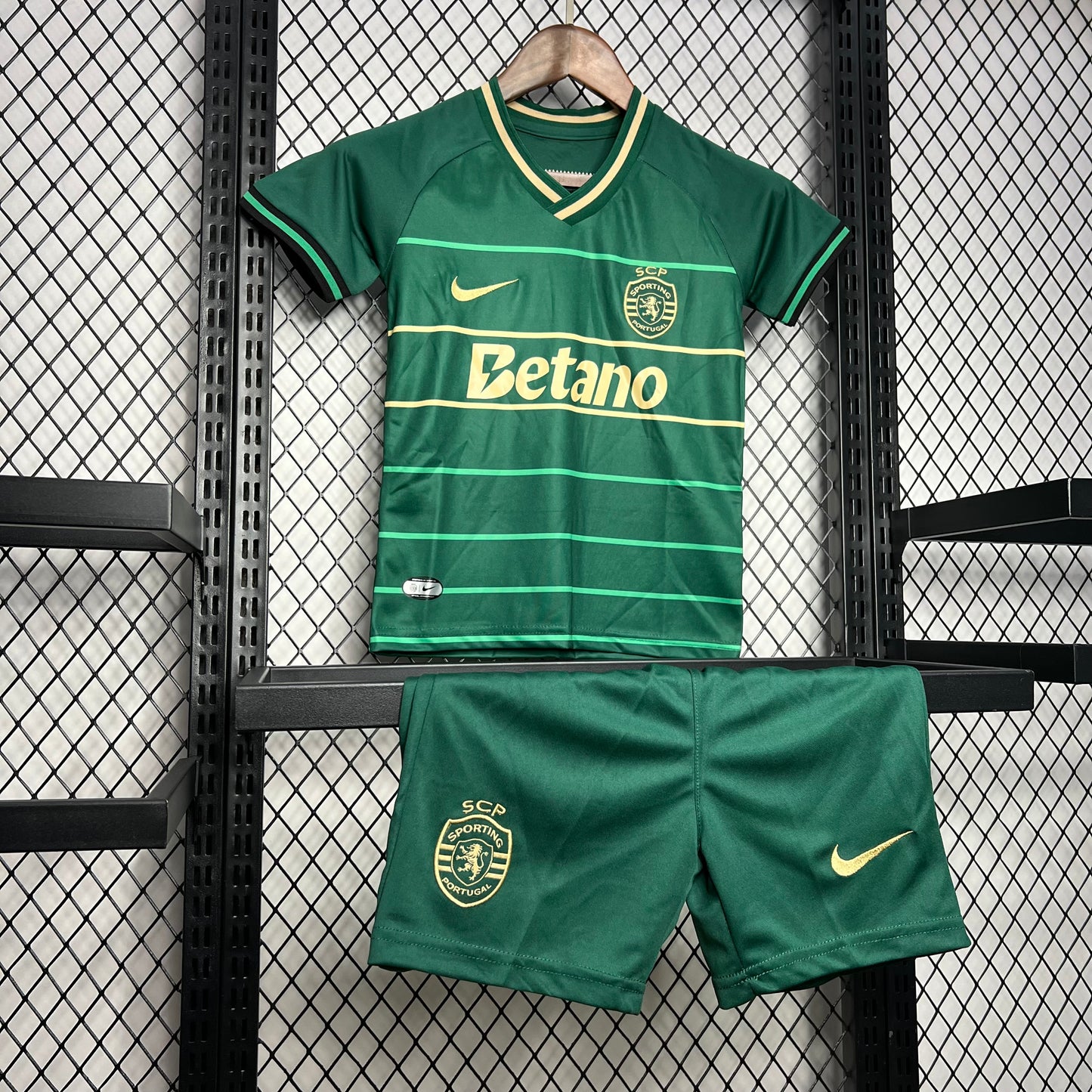 Conjunto Infantil Sporting CP 2024/2025 - Edição Especial