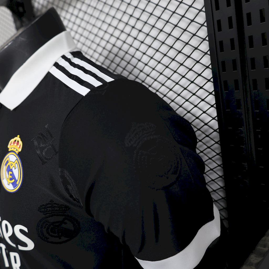 Camisola Real Madrid 2025/2026 - Black Edição Especial