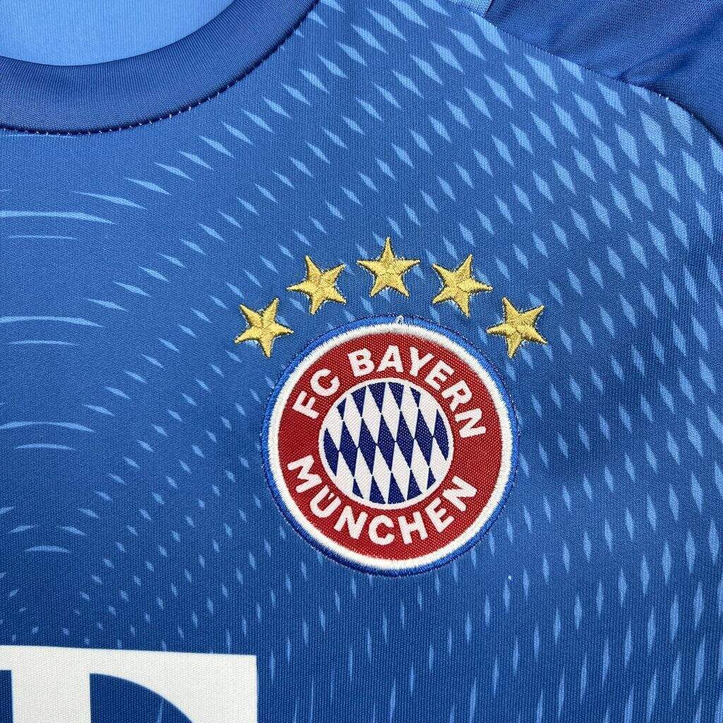 Conjunto Infantil Bayern Munich 2024/2025 - Goalkeeper Blue