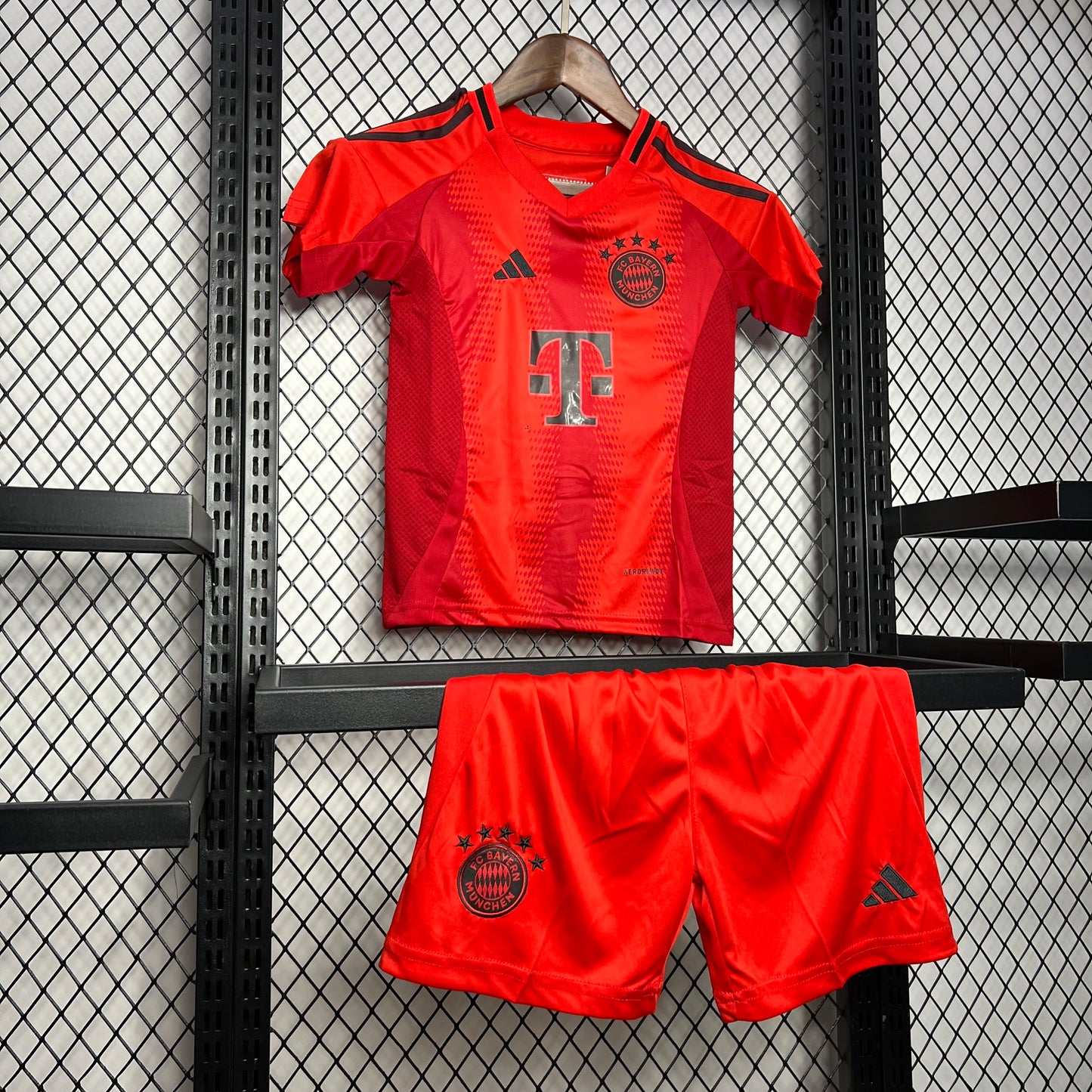 Conjunto Infantil Bayern Munich 2024/2025 - Principal