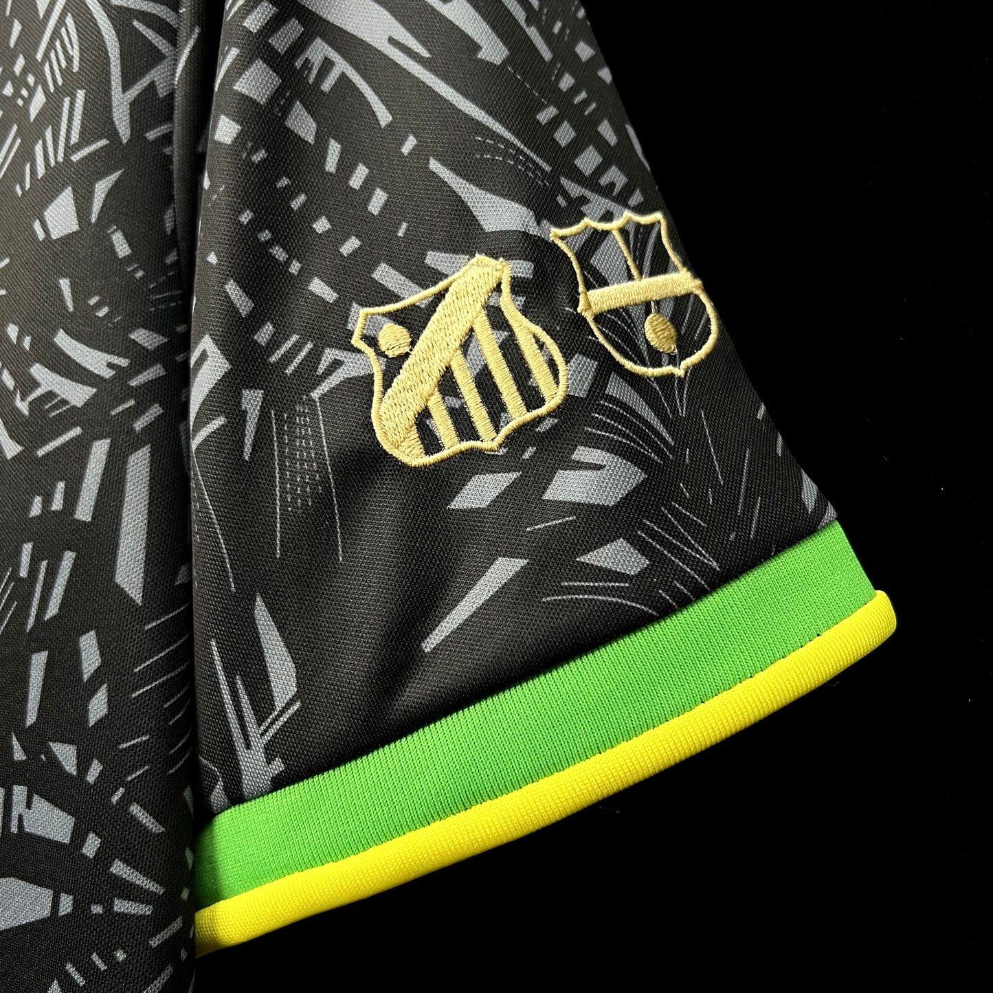 Camisola Nacional Retro Brazil 2023/2024 - Black Special Edition