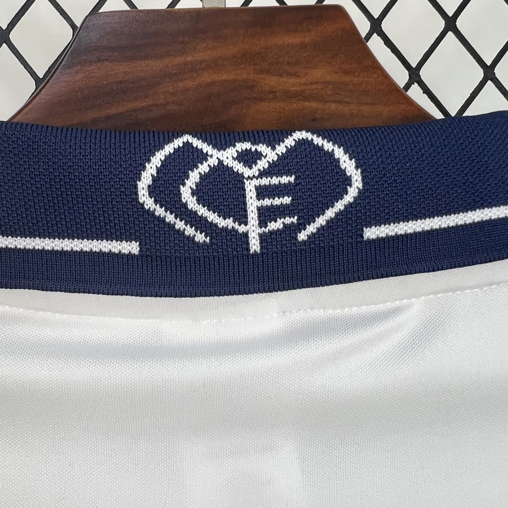 Camisola Retro Real Madrid 2000/2001 - Principal