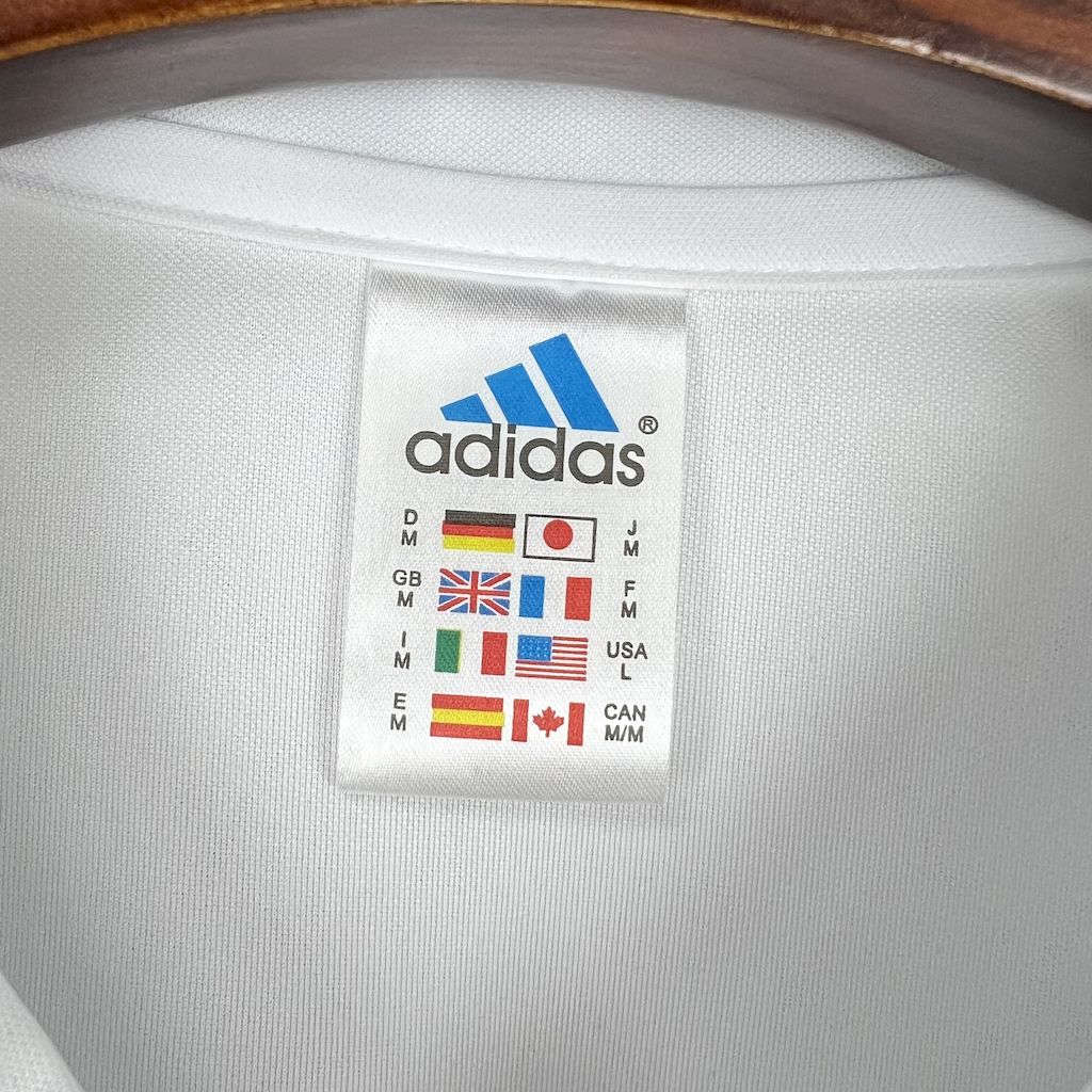 Camisola Retro Real Madrid 2002/2003 - Principal