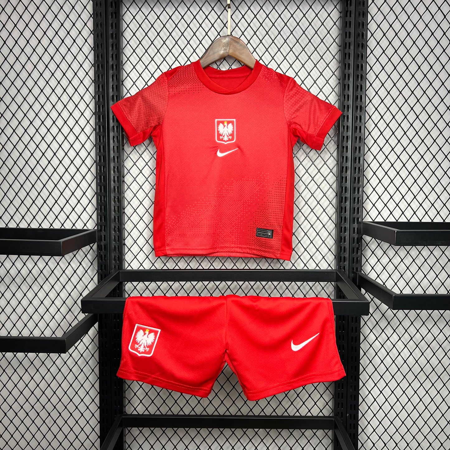 Conjunto Infantil Poland 2024/2025 - Principal