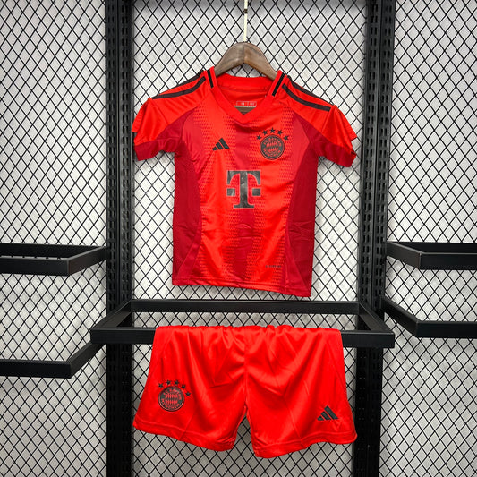 Conjunto Infantil Bayern Munich 2024/2025 - Principal