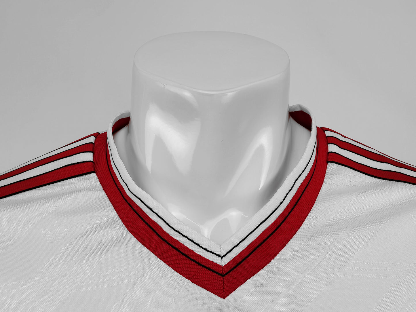 Camisola Comprida Retro Manchester United 1986/1987 - Alternativo