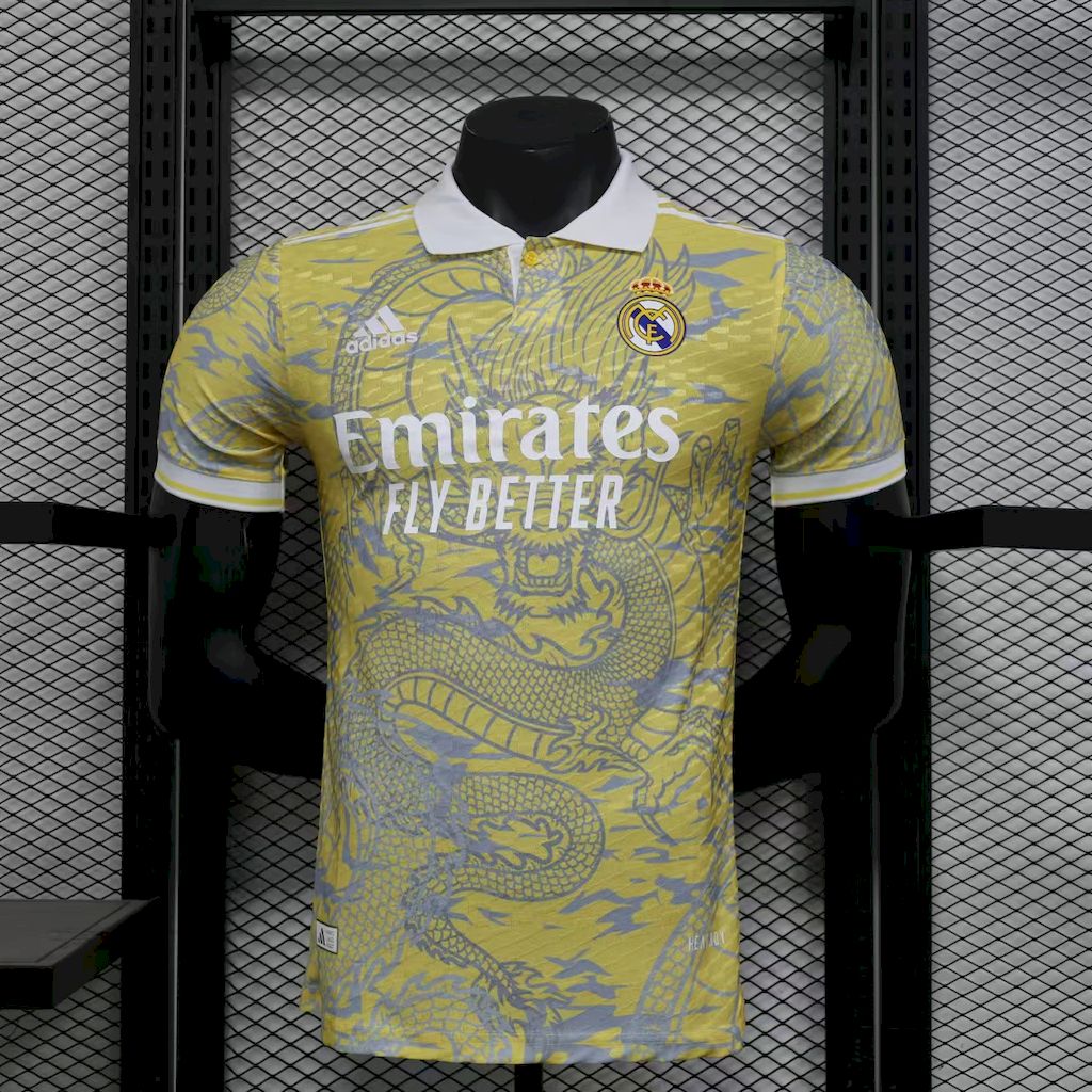 Camisola Real Madrid 2025/2026 - Amarelo/Bege Edição Especial