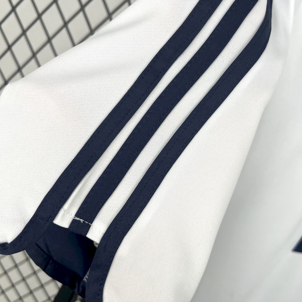 Camisola Retro Real Madrid 2000/2001 - Principal