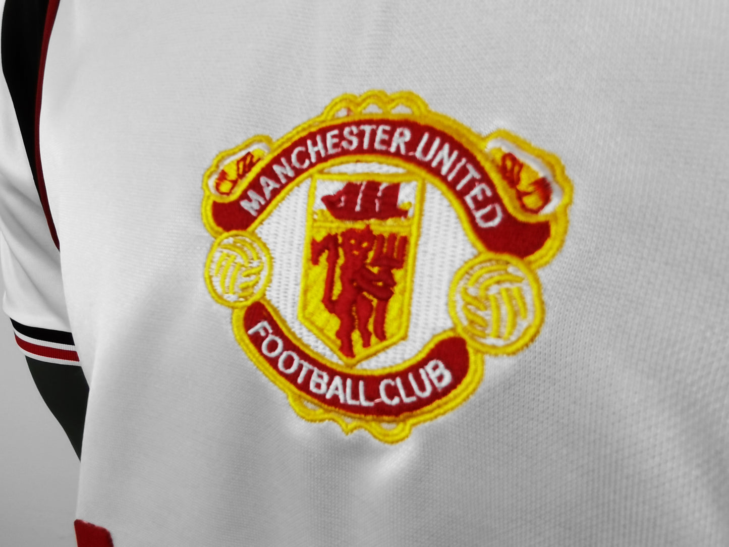 Camisola Retro Manchester United 1985/1986 - Alternativo