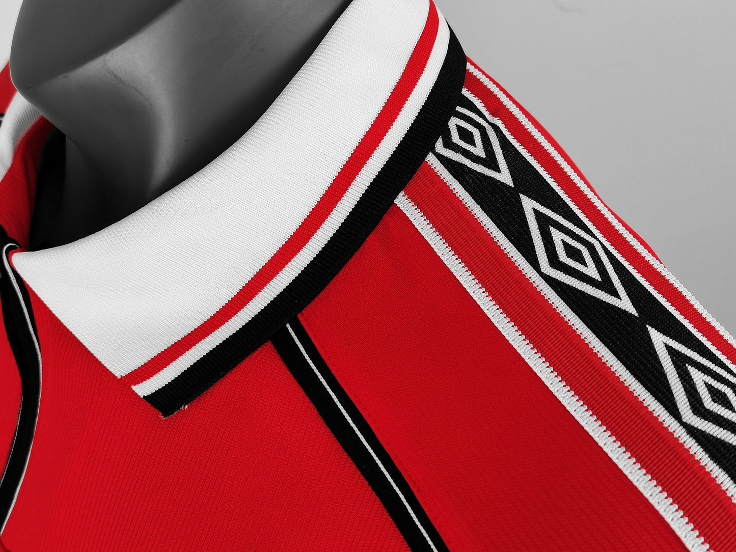 Camisola Retro Manchester United 1998/1999 - Principal