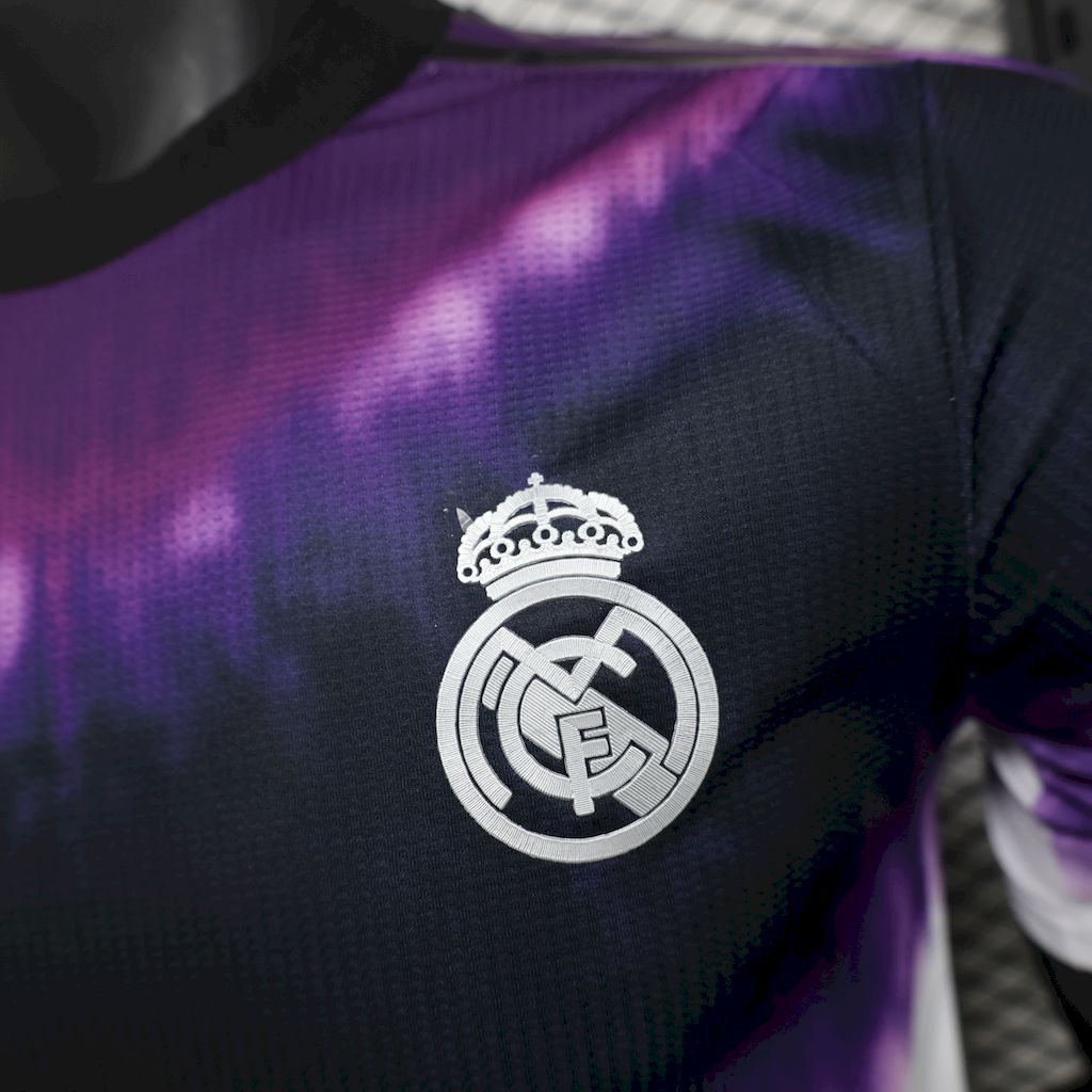 Camisola Real Madrid 2025/2026 - Purple & White Edição Especial