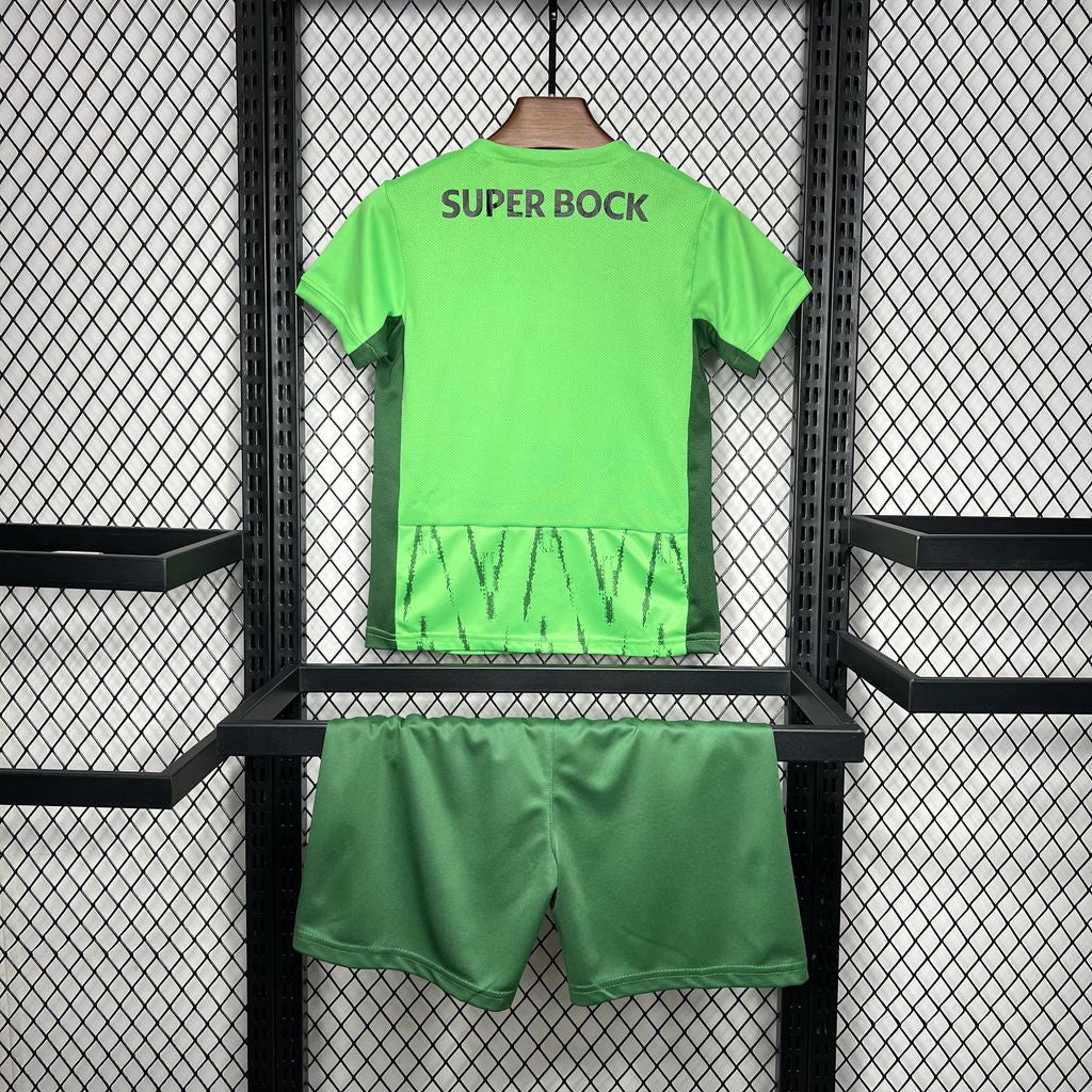Conjunto Infantil Sporting CP 2024/2025 - 3.º Equipamento